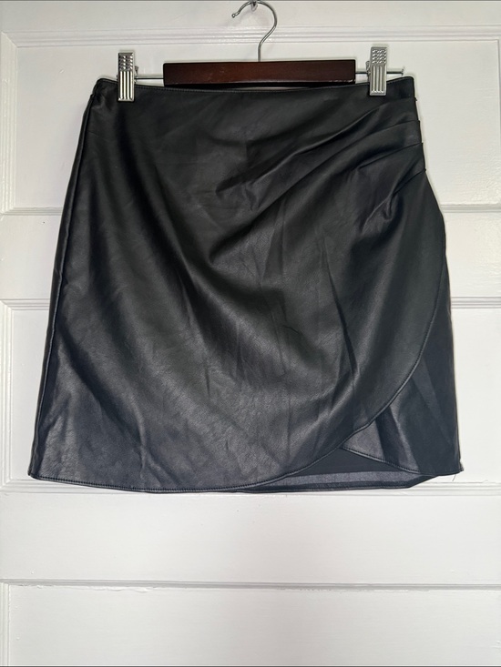 Abercrombie & Fitch Dresses & Skirts - Abercrombie & Fitch Black Faux Leather Mini Skirt with Tulip Wrap Whimsigoth XS